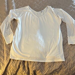 ASEW White Long-Sleeve V-Neck Women's Top with Sheer Stripe Sleeves size Large